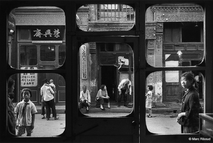 marc_riboud_a_street_in_old_beijing